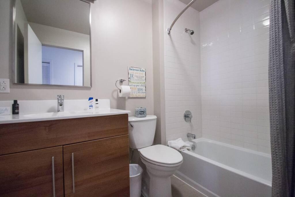 Newly Renovated 2Br 2Ba 1000Ft The Arch, Doorman Apartment ฟิลาเดลเฟีย ภายนอก รูปภาพ
