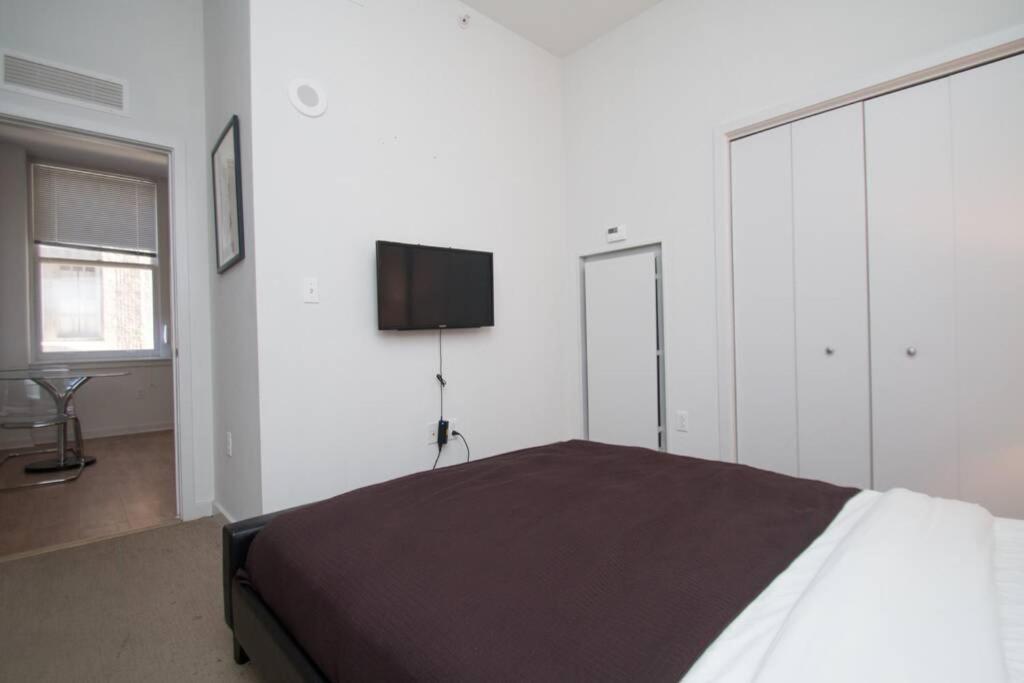Newly Renovated 2Br 2Ba 1000Ft The Arch, Doorman Apartment ฟิลาเดลเฟีย ภายนอก รูปภาพ